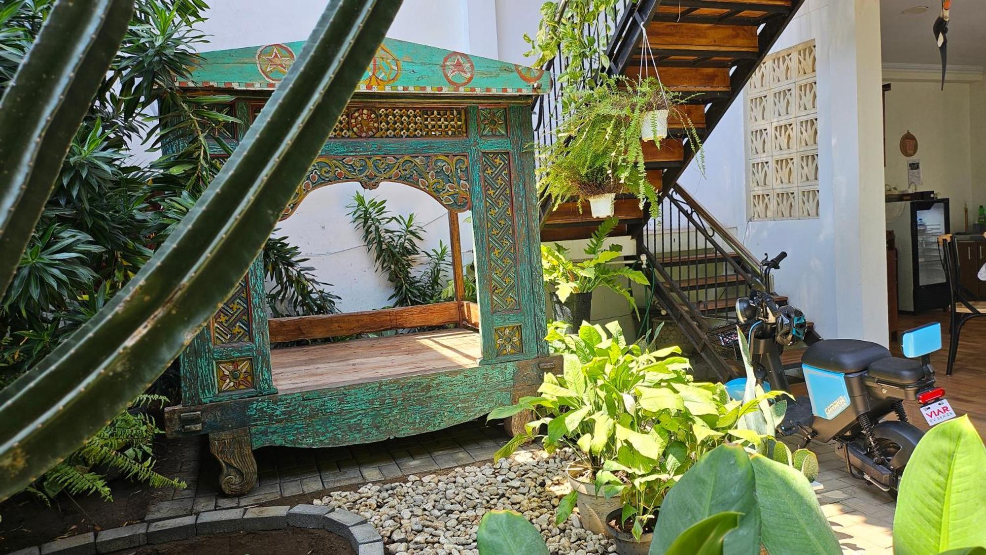 Surokarsan 9 House Yogyakarta酒店 外观 照片