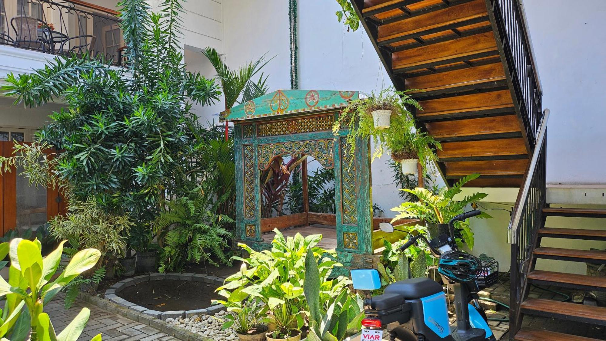 Surokarsan 9 House Yogyakarta酒店 外观 照片